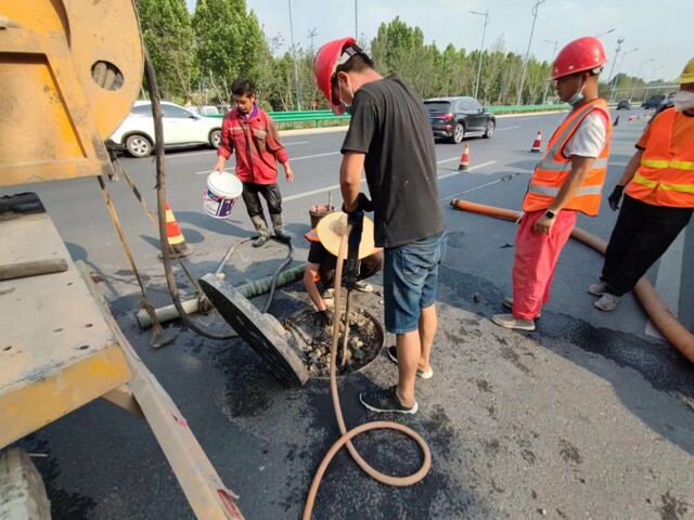 凌河管道潜水封堵气囊